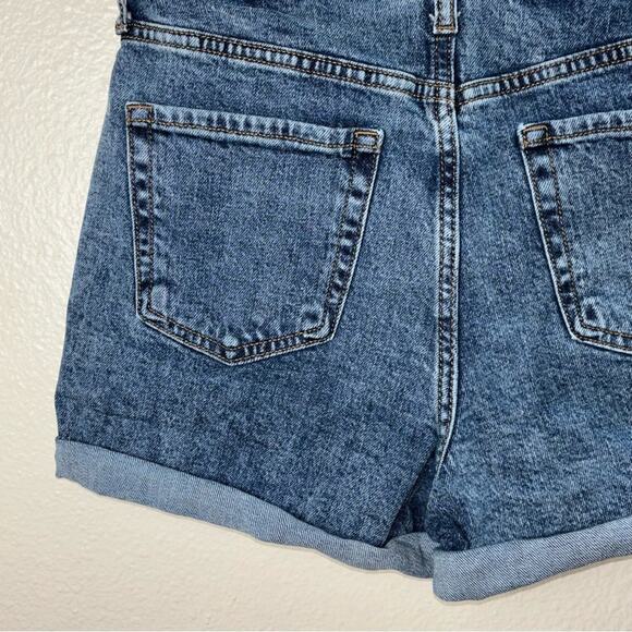 Wild Fable Shorts women's size 4/27 Mom High Rise Cuffed Jean Blue Stone Wash - Picture 11 of 14
